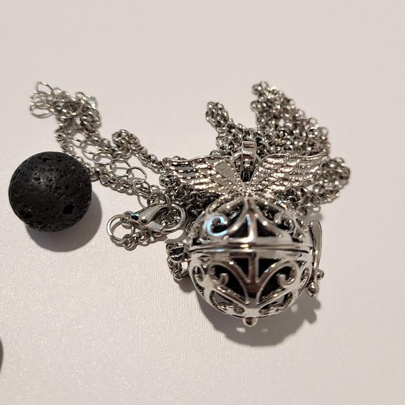 Long Volcanic/Lava Stone Diffuser Necklace - Picture 4 of 9